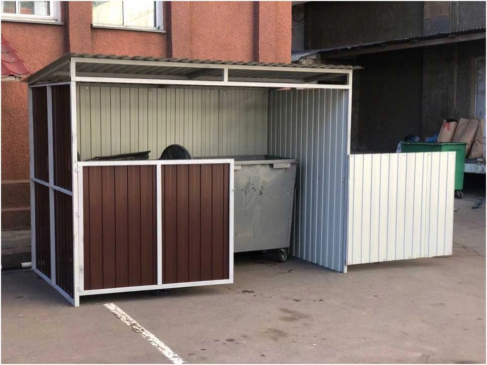 Расстояние от строений до мусорных баков около общественных мест