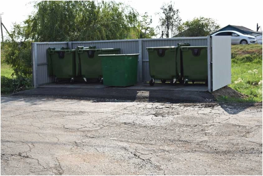 Расстояние от строений до мусорных баков