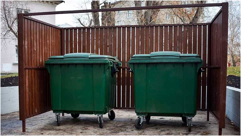 Как правильно размещать мусорные контейнеры возле частного дома
